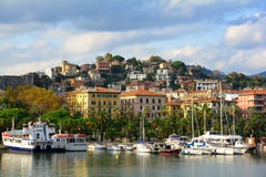 Взгляд города Ла Spezia, Италии стоковые фотографии rf Взгляд города Ла Spezia, Италии стоковые фотографии rf