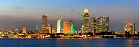 взгляд singapore панорамы ночи города стоковые фото взгляд singapore панорамы ночи города стоковые фото