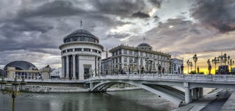 Взгляд восхода солнца в центре города скопья стоковые фото Взгляд восхода солнца в центре города скопья стоковые фото