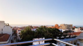 Взгляд крыши Cartagena вдоль океана стоковая фотография Взгляд крыши Cartagena вдоль океана стоковая фотография