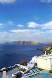 Взгляд на кальдере Santorini с красивым составом облаков стоковое фото rf Взгляд на кальдере Santorini с красивым составом облаков стоковое фото rf