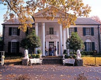 Вид спереди Graceland, Мемфиса Стоковое Изображение Вид спереди Graceland, Мемфиса Стоковое Изображение