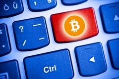 Виртуальное cryptocurrency Bitcoin денег - Bitcoins принятое здесь Стоковое Фото Виртуальное cryptocurrency Bitcoin денег - Bitcoins принятое здесь Стоковое Фото