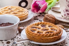 Вкусный пирог грецкого ореха шоколада стоковые фото Вкусный пирог грецкого ореха шоколада стоковые фото