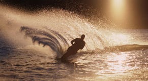 вода катания на лыжах человека вода катания на лыжах человека