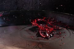 Вода покрашенная со съестной красной краской стоковые фото Вода покрашенная со съестной красной краской стоковые фото