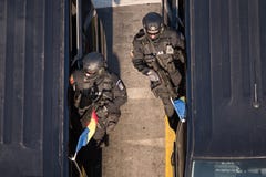 Военный парад празднуя национальный праздник Румынии стоковое фото rf Военный парад празднуя национальный праздник Румынии стоковое фото rf
