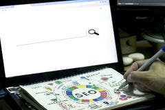 вокруг изображения двигателя облака схематического ключевое слово помечает буквами seo оптимизирования стоковые фотографии rf вокруг изображения двигателя облака схематического ключевое слово помечает буквами seo оптимизирования стоковые фотографии rf