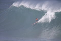 волна 2009 quicksilver случая eddie aikau большая стоковое изображение rf волна 2009 quicksilver случая eddie aikau большая стоковое изображение rf