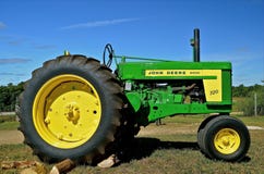 Восстановление John Deere 720 стоковое фото Восстановление John Deere 720 стоковое фото