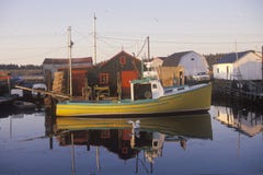 Восход солнца на рыбацком поселке, Halifax, Новой Шотландии, Канаде Стоковые Фото Восход солнца на рыбацком поселке, Halifax, Новой Шотландии, Канаде Стоковые Фото
