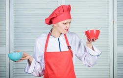 Высчитайте калорию количества вы уничтожая Высчитайте нормальную часть еды Высчитайте ваш размер сервировок еды Диета и стоковые изображения rf Высчитайте калорию количества вы уничтожая Высчитайте нормальную часть еды Высчитайте ваш размер сервировок еды Диета и стоковые изображения rf