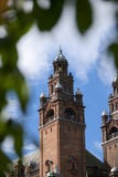 Глазго, Шотландия, 8-ое сентября 2013, художественная галерея Kelvingrove и музей около парка Kelvingrove, улицы Argyle стоковое изображение rf Глазго, Шотландия, 8-ое сентября 2013, художественная галерея Kelvingrove и музей около парка Kelvingrove, улицы Argyle стоковое изображение rf