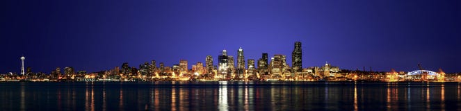 горизонт seattle стоковое изображение rf горизонт seattle стоковое изображение rf