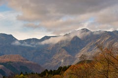 Горный вид осени, Nikko стоковое изображение Горный вид осени, Nikko стоковое изображение