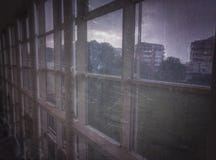 Городской мимолетный взгляд из окна стоковое фото Городской мимолетный взгляд из окна стоковое фото
