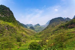 Горы в пропуске Pi Leng мам в Дун Van, провинцию Ha Giang, северный Вьетнам стоковая фотография rf Горы в пропуске Pi Leng мам в Дун Van, провинцию Ha Giang, северный Вьетнам стоковая фотография rf