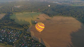 Горячие воздушные шары в небе Горячие воздушные шары в небе