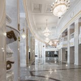 Грандиозный национальный театр оперы и балета в Минске Интерьер стоковое изображение Грандиозный национальный театр оперы и балета в Минске Интерьер стоковое изображение