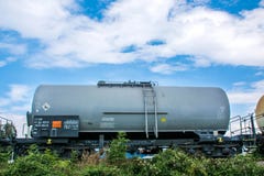 Груз танков с транспортом газа или масла по железной дороге стоковое изображение rf Груз танков с транспортом газа или масла по железной дороге стоковое изображение rf
