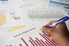 Доклад о достигнутых результатах дела стоковое фото Доклад о достигнутых результатах дела стоковое фото