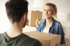 Дом пар moving новый стоковое изображение Дом пар moving новый стоковое изображение