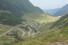 Дорога Transfagarasan в Трансильвании Румынии стоковая фотография rf Дорога Transfagarasan в Трансильвании Румынии стоковая фотография rf
