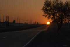 Дорога в тумане Заход солнца Озеро Байкал стоковая фотография rf Дорога в тумане Заход солнца Озеро Байкал стоковая фотография rf