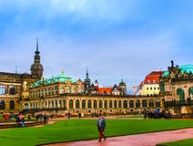 Дрезден, Германия - 31-ое декабря 2017: Дворец Zwinger, Дрезден, Саксония, Германия, Европа стоковое фото rf Дрезден, Германия - 31-ое декабря 2017: Дворец Zwinger, Дрезден, Саксония, Германия, Европа стоковое фото rf
