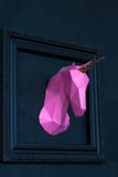 Единорог Origami handmade головной волшебный с золотым рожком стоковое изображение rf Единорог Origami handmade головной волшебный с золотым рожком стоковое изображение rf