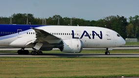 Ездить на такси авиакомпаний LAN плоский на взлётно-посадочная дорожка, Франкфурте, FRA Ездить на такси авиакомпаний LAN плоский на взлётно-посадочная дорожка, Франкфурте, FRA