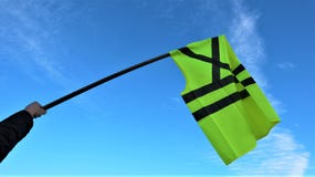 Желтые жилеты/moviments jaune gilet протестуют против более высоких цен на топливо стоковое фото rf Желтые жилеты/moviments jaune gilet протестуют против более высоких цен на топливо стоковое фото rf
