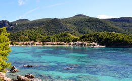 Залив Zuljana на полуострове Peljesac стоковое фото rf Залив Zuljana на полуострове Peljesac стоковое фото rf