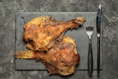 зажаренный flounder камбалообразные с кудрявой коркой стоковые фотографии rf зажаренный flounder камбалообразные с кудрявой коркой стоковые фотографии rf