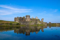 Замок Caerphilly, южный уэльс, Великобритания стоковое фото Замок Caerphilly, южный уэльс, Великобритания стоковое фото