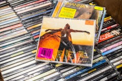 Звезда 1999 альбома CD C Мелани c или Мела северная на дисплее для продажи, известных английских музыканте и певице, стоковые фото Звезда 1999 альбома CD C Мелани c или Мела северная на дисплее для продажи, известных английских музыканте и певице, стоковые фото