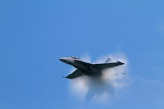 Звуковой удар на выставке воздуха Чiкаго - нерезкость движения стоковые изображения Звуковой удар на выставке воздуха Чiкаго - нерезкость движения стоковые изображения