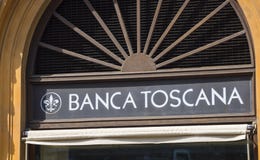 Здание банка Тосканы в Флоренсе вызвало Banca Toscana - ФЛОРЕНС/ИТАЛИЮ - 12-ое сентября 2017 стоковые изображения Здание банка Тосканы в Флоренсе вызвало Banca Toscana - ФЛОРЕНС/ИТАЛИЮ - 12-ое сентября 2017 стоковые изображения