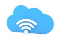 Знак сигнала и облака Wi-Fi на белой предпосылке Стоковое Фото Знак сигнала и облака Wi-Fi на белой предпосылке Стоковое Фото