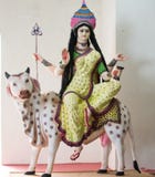Идол Devi MAHAGAURI индусского божества стоковое фото Идол Devi MAHAGAURI индусского божества стоковое фото