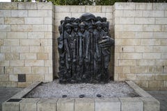 Израиль Иерусалим 24-ое октября 2018: Yad Vashem, мемориал Израиля официальный к еврейским жертвам холокоста, установленным внутр стоковые фотографии rf Израиль Иерусалим 24-ое октября 2018: Yad Vashem, мемориал Израиля официальный к еврейским жертвам холокоста, установленным внутр стоковые фотографии rf