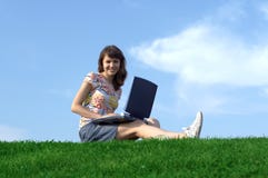 изучение девушки напольное предназначенное для подростков стоковое фото изучение девушки напольное предназначенное для подростков стоковое фото