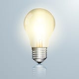 Иллюстрация вектора электрической лампочки изолированная на лоснистой предпосылке иллюстрация штока Иллюстрация вектора электрической лампочки изолированная на лоснистой предпосылке иллюстрация штока