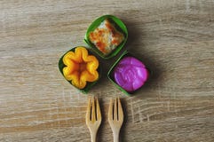 Искусство тайских десертов было пропущено вниз через поколения Тайское sweetsÂ, имеет уникально, красочные возникновение и dist стоковые фотографии rf Искусство тайских десертов было пропущено вниз через поколения Тайское sweetsÂ, имеет уникально, красочные возникновение и dist стоковые фотографии rf