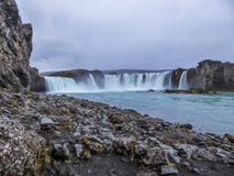 Исландия - оглушать Godafoss стоковые фотографии rf Исландия - оглушать Godafoss стоковые фотографии rf