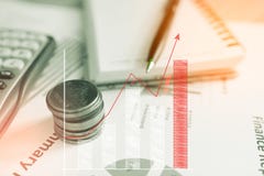 Калькулятор и монетка, деньги с диаграммами дела и отчет о tabble, калькулятор диаграмм на столе финансовый строгать Финансовый з стоковые изображения Калькулятор и монетка, деньги с диаграммами дела и отчет о tabble, калькулятор диаграмм на столе финансовый строгать Финансовый з стоковые изображения