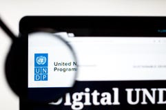 Киев, Украина - 5-ое апреля 2019: Домашняя страница вебсайта UNDP Логотип UNDP видимый стоковая фотография rf Киев, Украина - 5-ое апреля 2019: Домашняя страница вебсайта UNDP Логотип UNDP видимый стоковая фотография rf