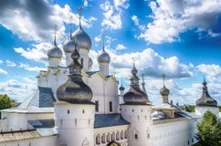 Кольцо золота Ростова Кремля Yaroslavl областное России стоковая фотография Кольцо золота Ростова Кремля Yaroslavl областное России стоковая фотография