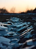 Конец дороги льда Craked вверх стоковое изображение Конец дороги льда Craked вверх стоковое изображение