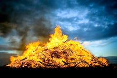 костер стоковое фото костер стоковое фото